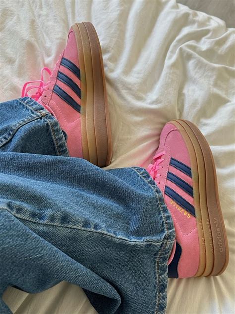 adidas samba schwarz pink|adidas sambas pink and navy.